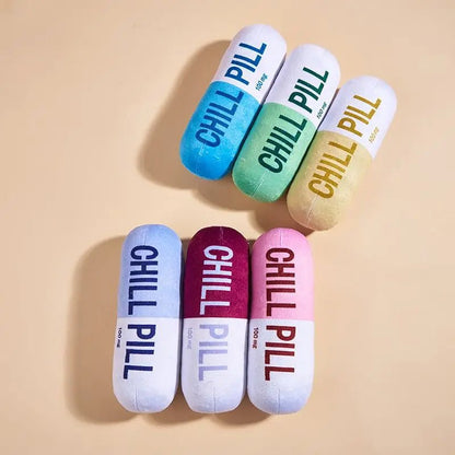 Chill Pill Pet Plush Toy - Vocal Capsule Shape Dog Toy - PetLiveliest - PetLiveliest - 卡通 - 印花 - 毛絨玩具